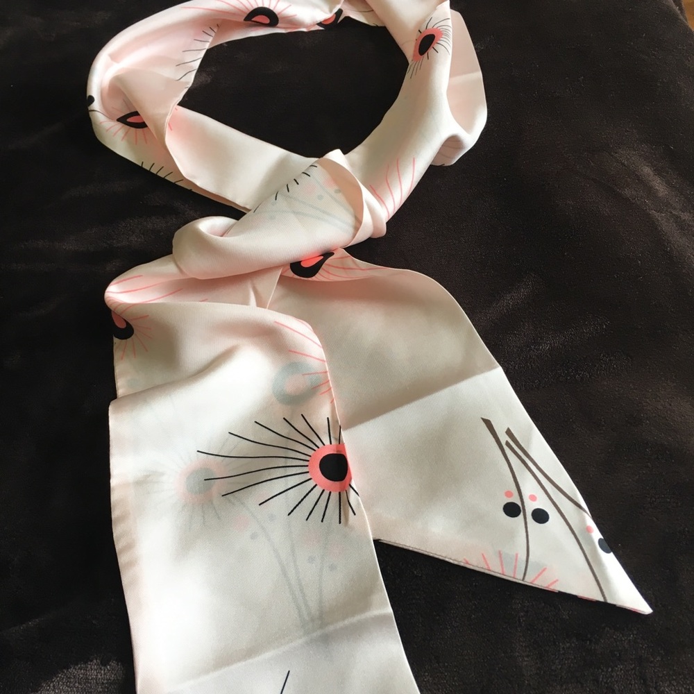Neisha Crosland Silk Scarf - Picture 4 of 8